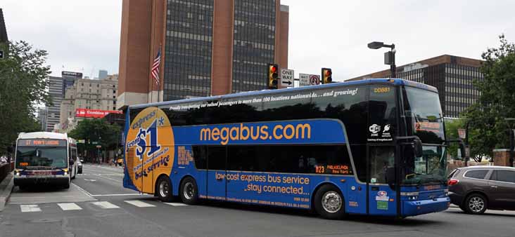 Megabus USA Van Hool Astromega DD881
